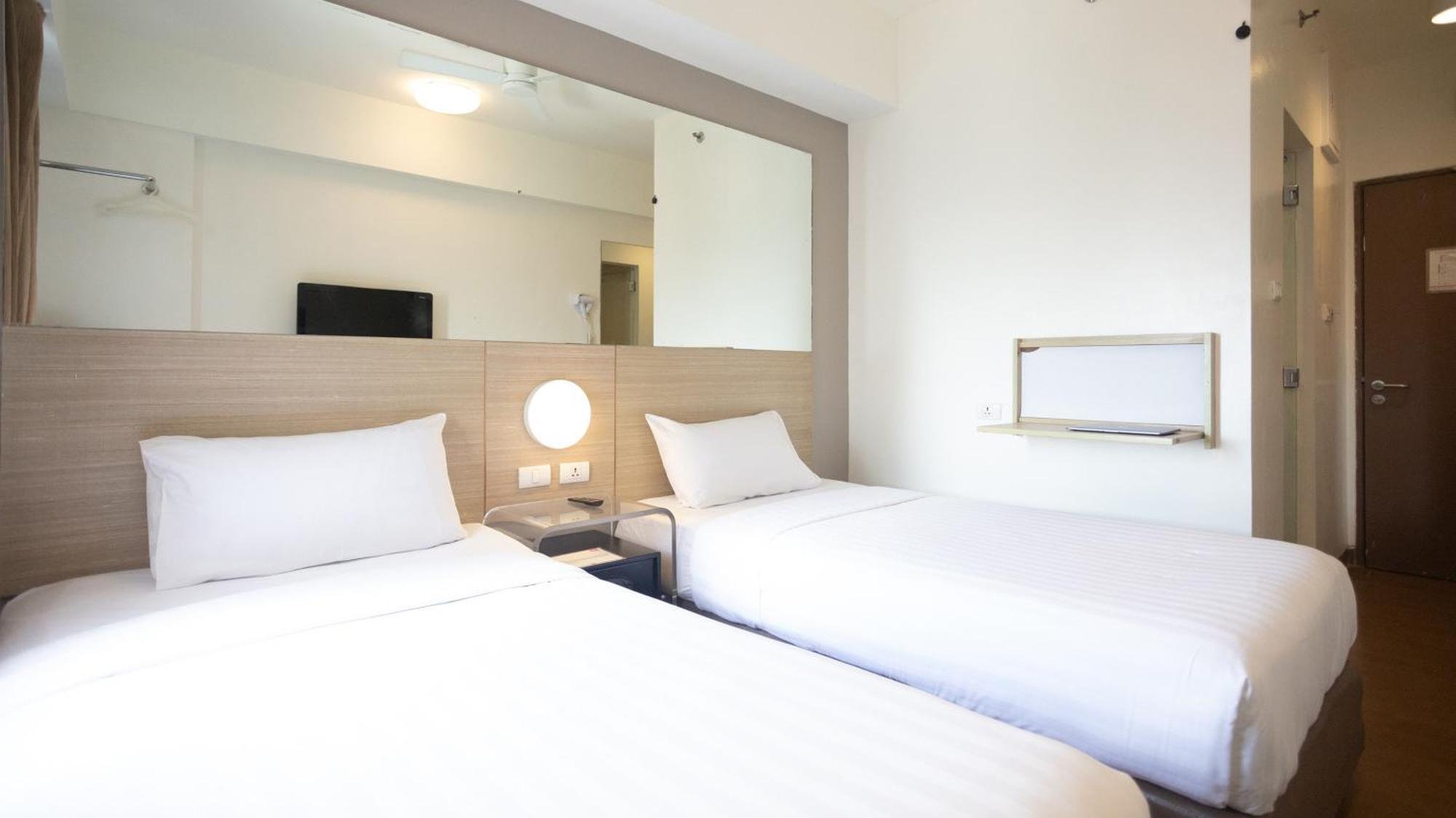 เรด แพลนเนต มะนิลา มากาตี Hotel Makati City ภายนอก รูปภาพ