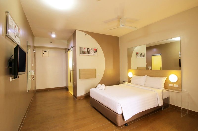 เรด แพลนเนต มะนิลา มากาตี Hotel Makati City ภายนอก รูปภาพ