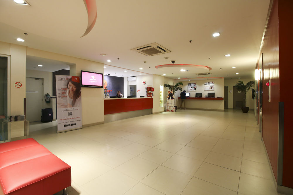 เรด แพลนเนต มะนิลา มากาตี Hotel Makati City ภายนอก รูปภาพ